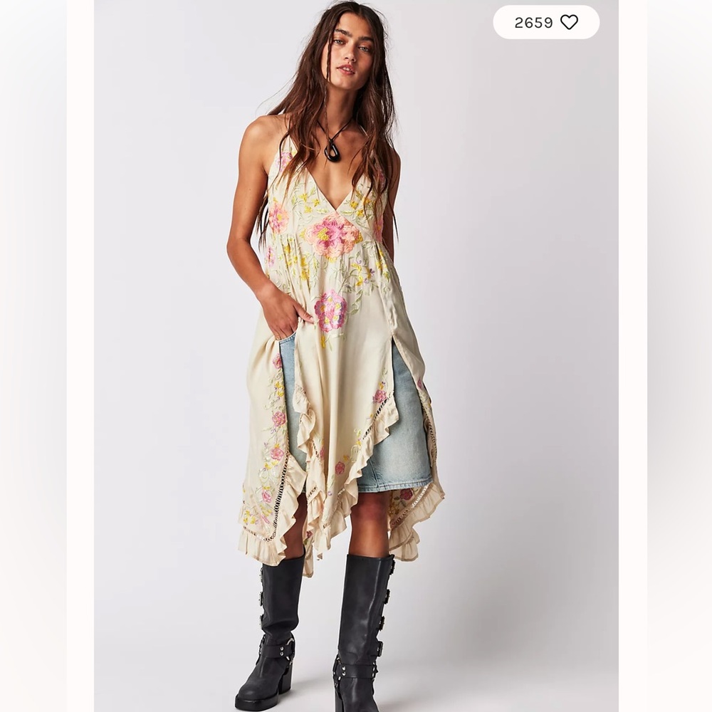 Free people Full Bloom Colorful Embroidered Handkerchief Hem Tunic top L - Picture 4 of 11